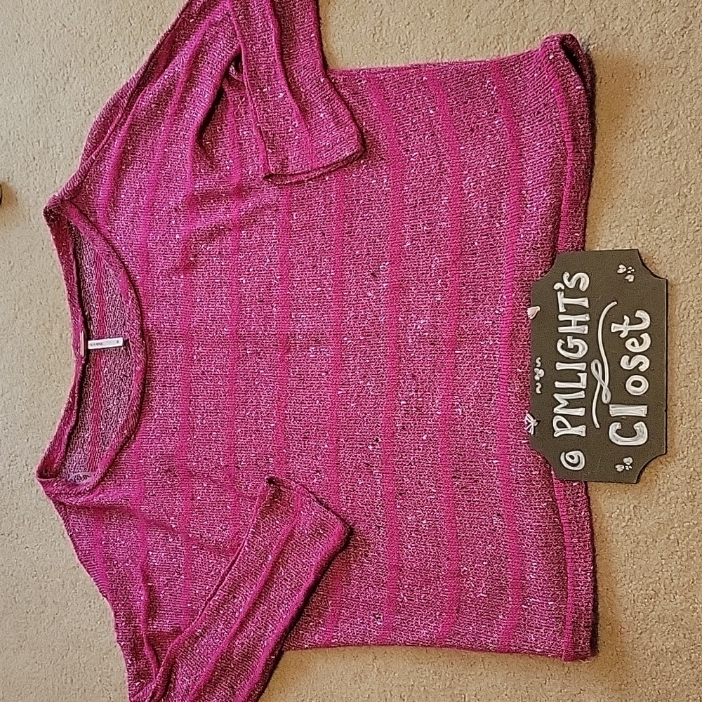 Poof Sweater Medium Long Sleeve Pink Black White